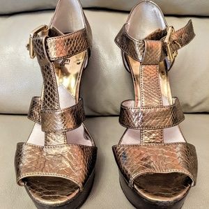 Michael Kors Metalic Gold Stiletto Sandals (size 8